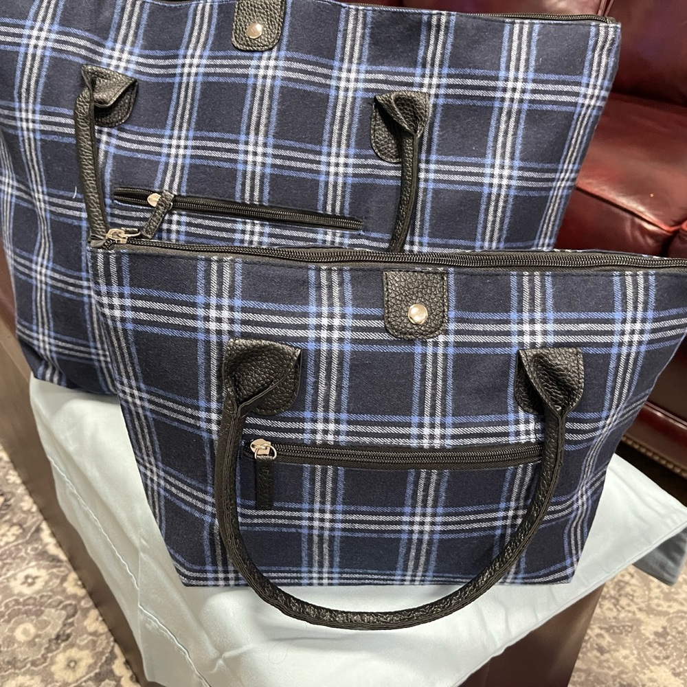 Plaid Tote Bag Set with Black Accents